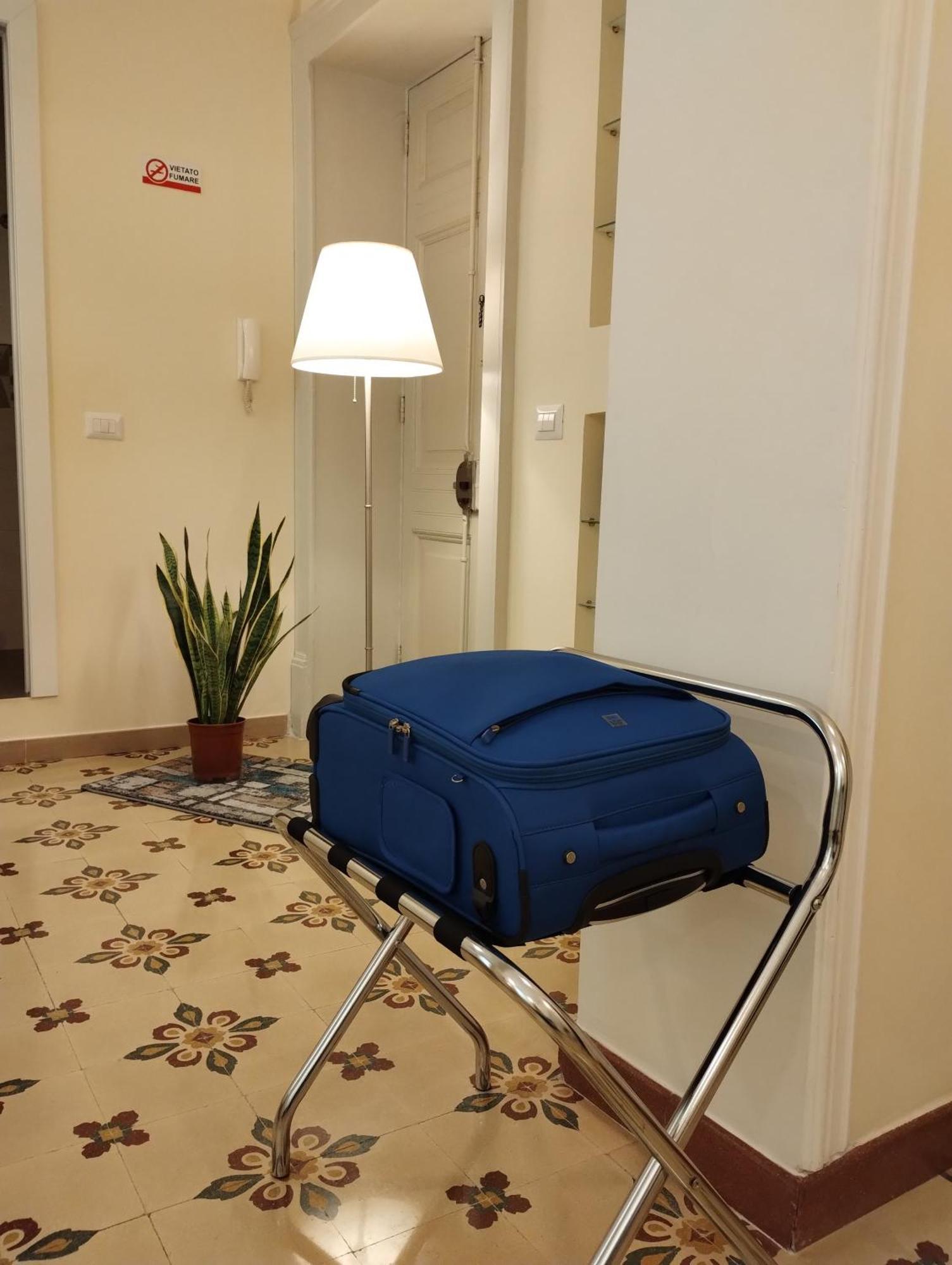 Suleima B&B Messina Centro Exteriör bild