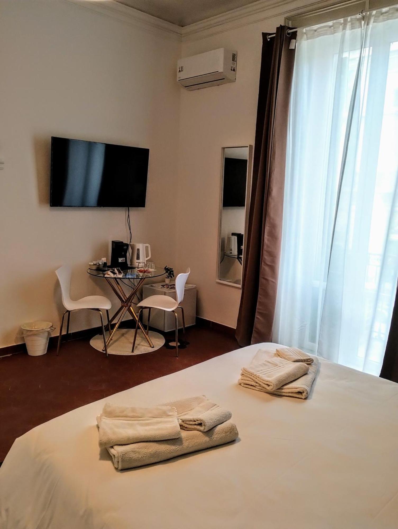 Suleima B&B Messina Centro Exteriör bild