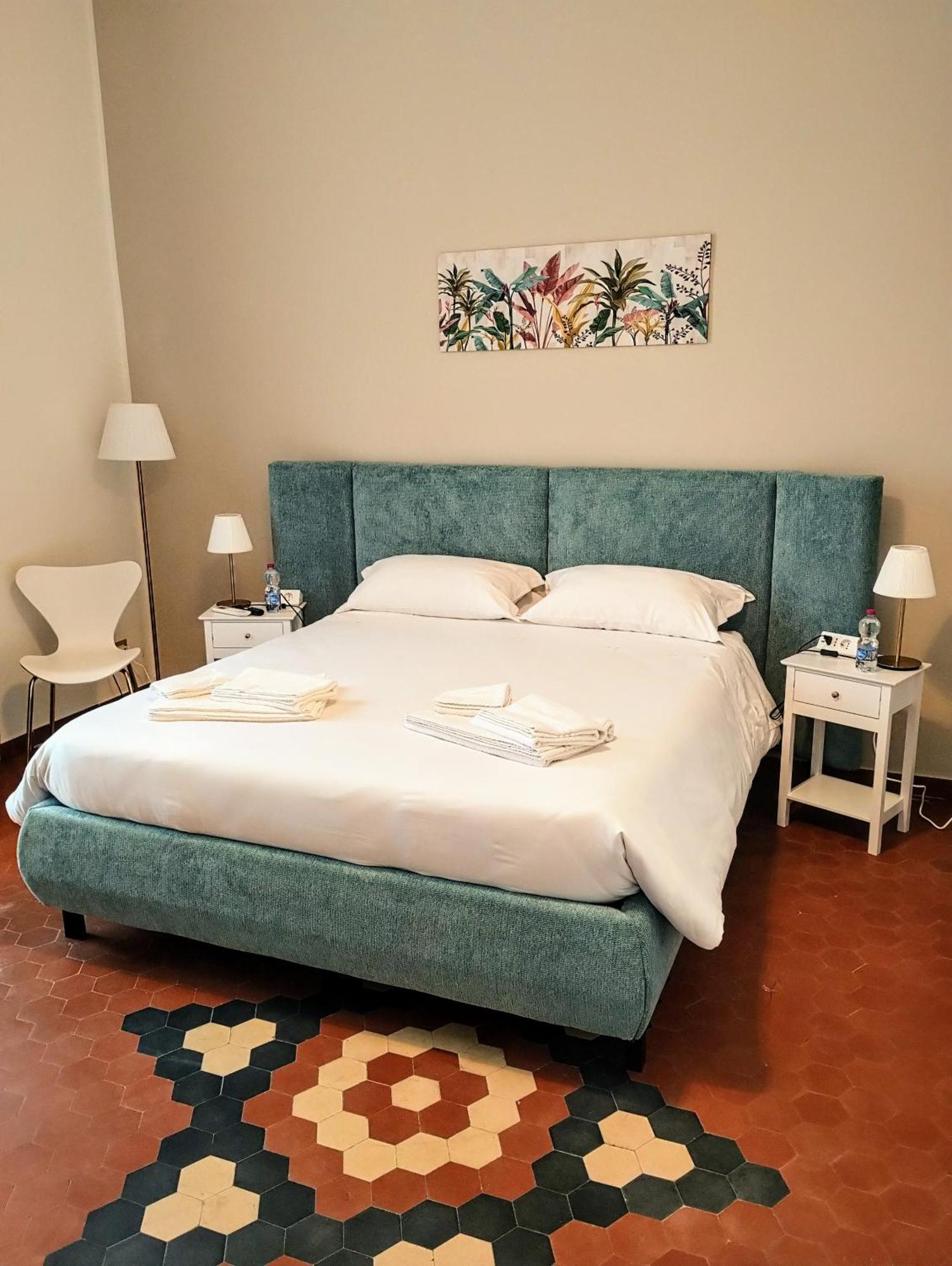 Suleima B&B Messina Centro Exteriör bild